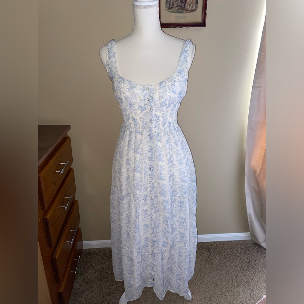 Emory Park: Blue and White floral Maxi Dress